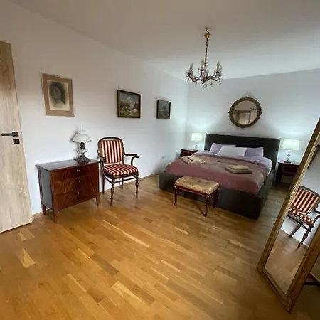 Art Deco بيت للعطل